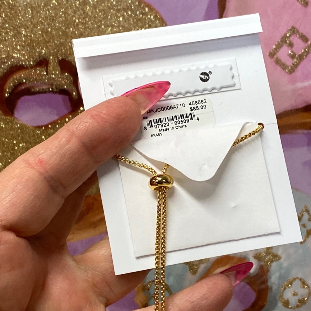 Michael Kors Gold Heart Charm Bracelet NWT - Picture 4 of 4